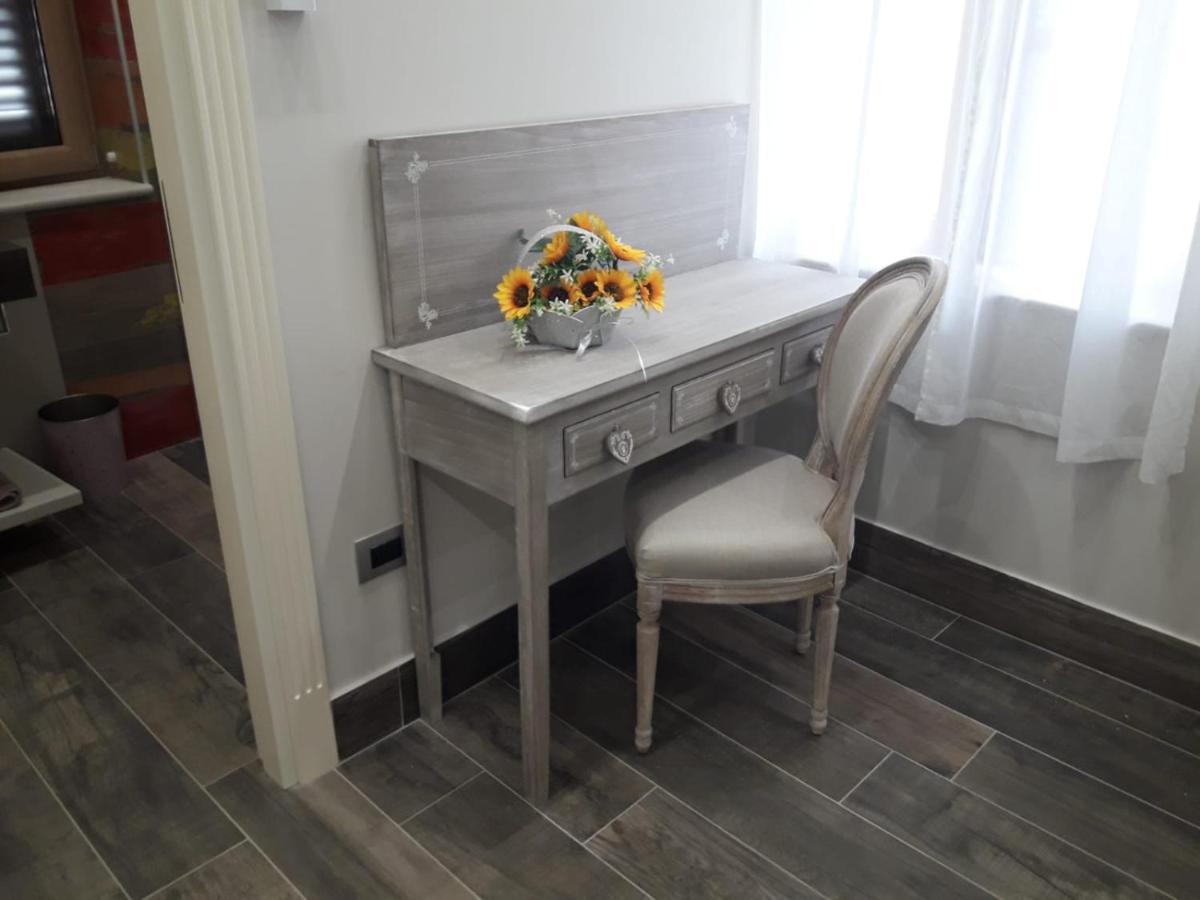 Veronica'S B&B Lesina Εξωτερικό φωτογραφία